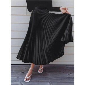 Classic Black Evening Party Holiday Pleated Skirt